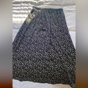 Black and white long skirt